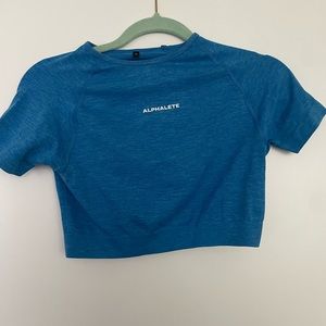 Alphalete Crop top